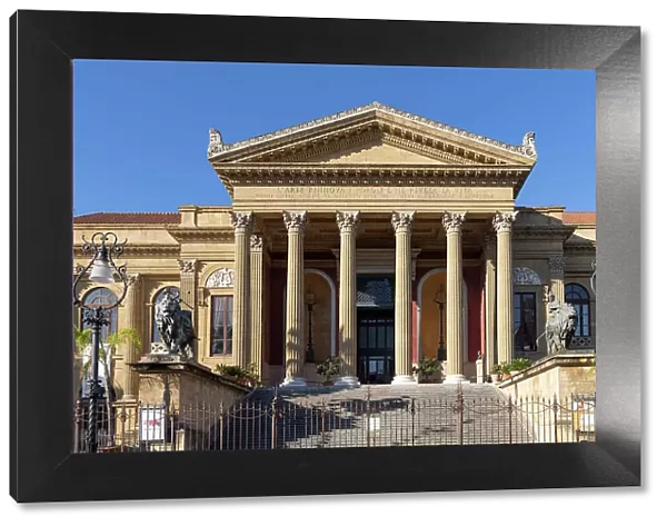 Italy, Sicily, Palermo, Teatro Massimo, the ancient facade of the opera house