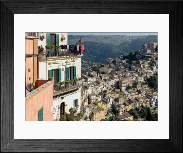 Framed Print : Italy, Sicily, Ragusa, a view looking towards Ragusa Ibla Framed Print : Italy, Sicily, Ragusa, a view looking towards Ragusa Ibla