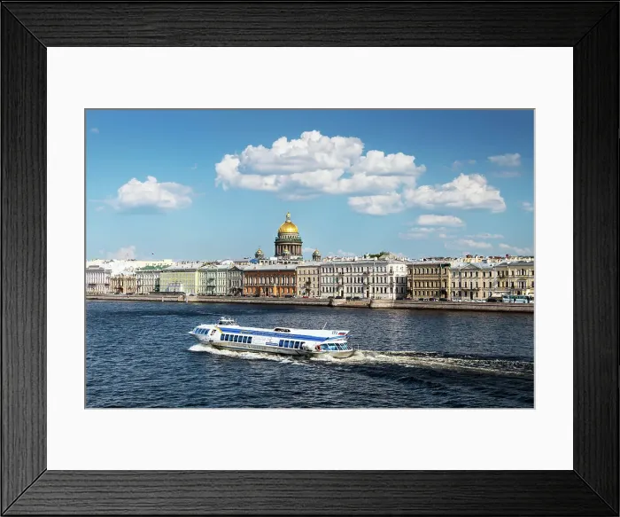 Framed Print : View across Neva River towards Saint Isaac Cathedral (Isaakievskiy Sobor), Saint Petersburg, Russia Framed Print : View across Neva River towards Saint Isaac Cathedral (Isaakievskiy Sobor), Saint Petersburg, Russia