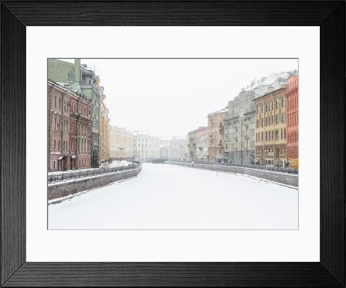 Framed Print : Winter, Saint Petersburg, Russia Framed Print : Winter, Saint Petersburg, Russia