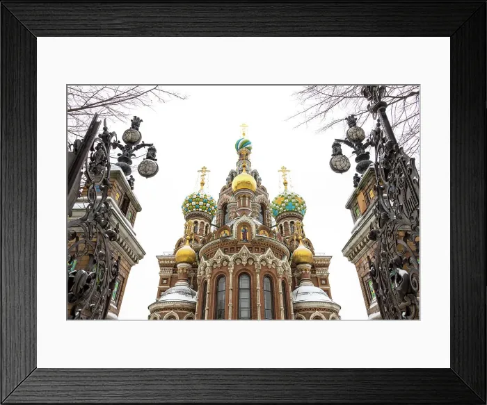 Framed Print : Cathedral Savior on the Spilled Blood (Khram Spasa na Krovi) as seen through the gates of the Mikhailovsky Garden (Mikhailovsky Sad), Saint Petersburg, Russia Framed Print : Cathedral Savior on the Spilled Blood (Khram Spasa na Krovi) as seen through the gates of the Mikhailovsky Garden (Mikhailovsky Sad), Saint Petersburg, Russia