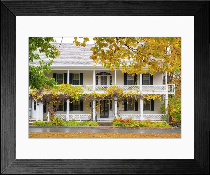 Framed Print : House in Newfane, Vermont, USA Framed Print : House in Newfane, Vermont, USA