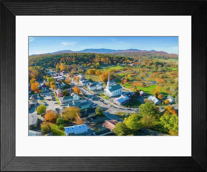 Framed Print : Stowe, Vermont, USA Framed Print : Stowe, Vermont, USA