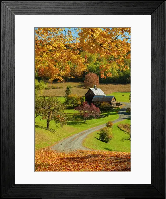 Framed Print : Farmstead near Woodstock, Vermont, USA Framed Print : Farmstead near Woodstock, Vermont, USA