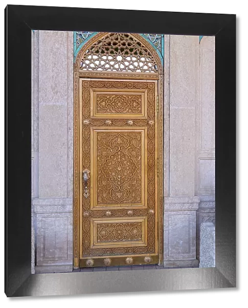 Uzbekistan, Samarkand, Hazrat Khizr Mosque, an ornate doorway in the main courtyard