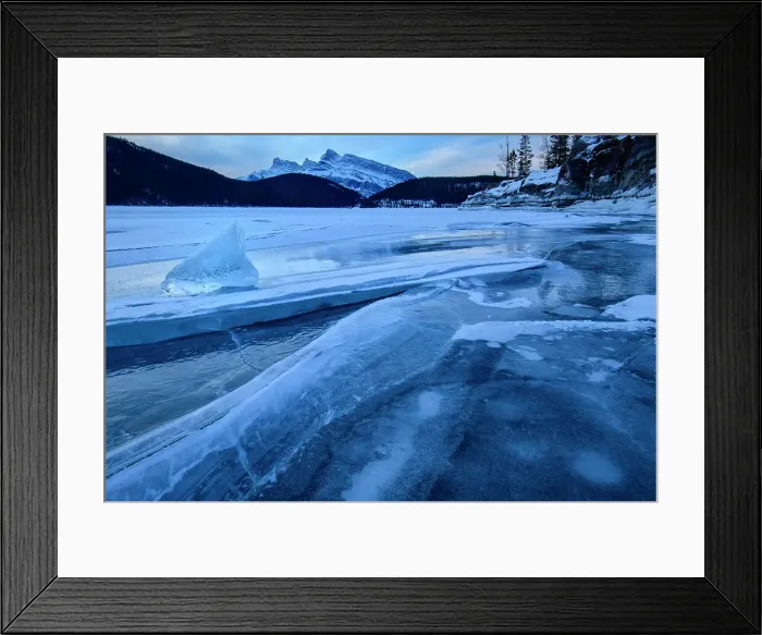 Framed Print : Canada, Alberta, Rocky Mountains, Banff National Park, Lake Minnewanka, Mount Rundle Framed Print : Canada, Alberta, Rocky Mountains, Banff National Park, Lake Minnewanka, Mount Rundle