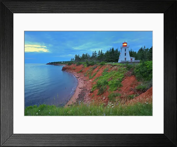 Framed Print : Lighthouse at dawn and Northumberland Strait Prince Edward Island, Canada Framed Print : Lighthouse at dawn and Northumberland Strait Prince Edward Island, Canada