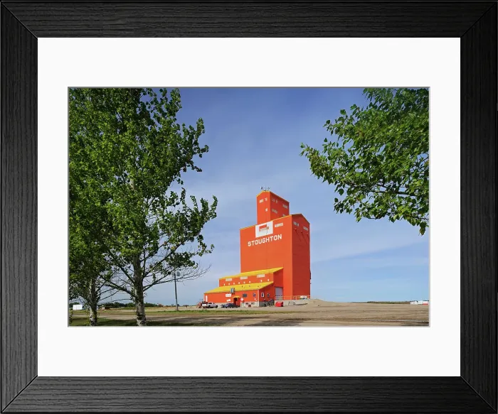 Framed Print : grain elevator Staughton Saskatchewan, Canada Framed Print : grain elevator Staughton Saskatchewan, Canada