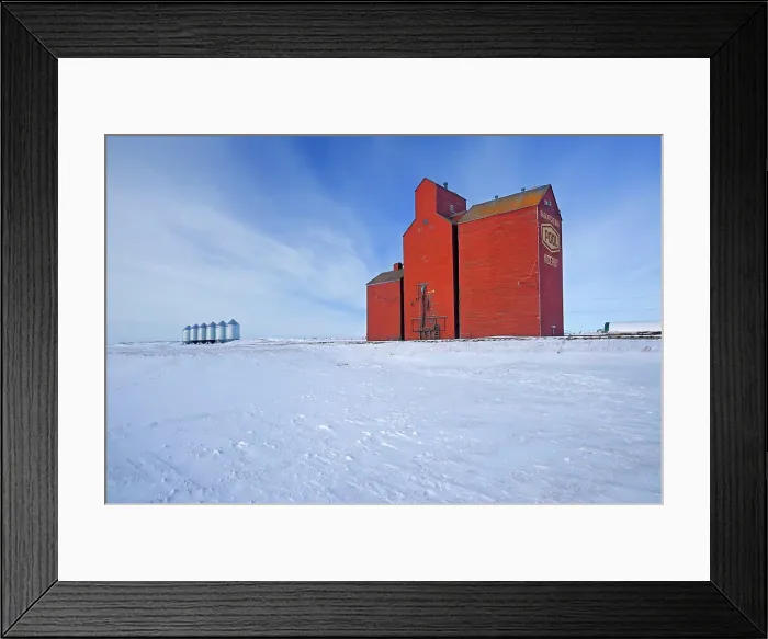 Framed Print : Grain elevator and grain bins Viceroy Saskatchewan, Canada Framed Print : Grain elevator and grain bins Viceroy Saskatchewan, Canada