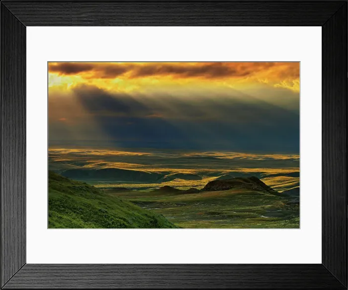 Framed Print : Killdeer Badlands amongst grasslands (East Block) Grasslands National Park Saskatchewan, Canada