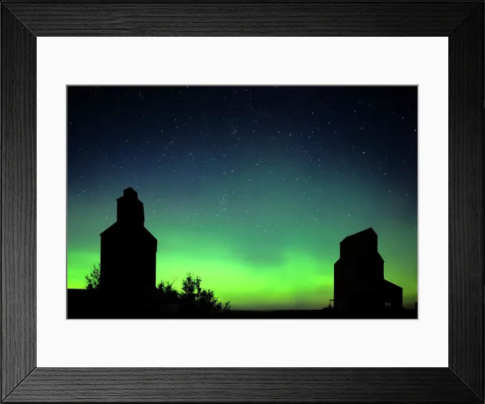 Framed Print : Northern lights (aurora borealis) and grain elevator in ghost town Bents Saskatchewan, Canada Framed Print : Northern lights (aurora borealis) and grain elevator in ghost town Bents Saskatchewan, Canada
