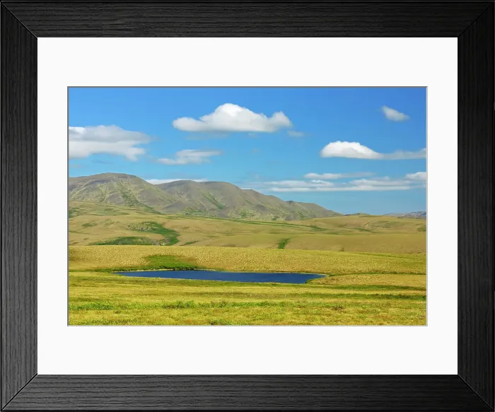 Framed Print : Tundra and Richardson Mountains on the Dempster Highway north of the Arctic Circle into NWT Dempster Highway, Northwest Territories, Canada Framed Print : Tundra and Richardson Mountains on the Dempster Highway north of the Arctic Circle into NWT Dempster Highway, Northwest Territories, Canada
