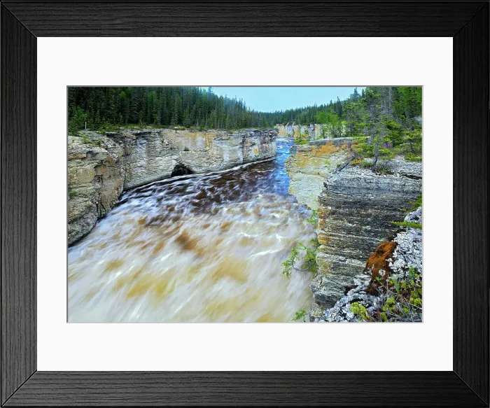 Framed Print : Trout River at Samdaa Deh Falls on the Waterfalls Route (Highway) (Mackenzie Highway), Northwest Territories, Canada Framed Print : Trout River at Samdaa Deh Falls on the Waterfalls Route (Highway) (Mackenzie Highway), Northwest Territories, Canada