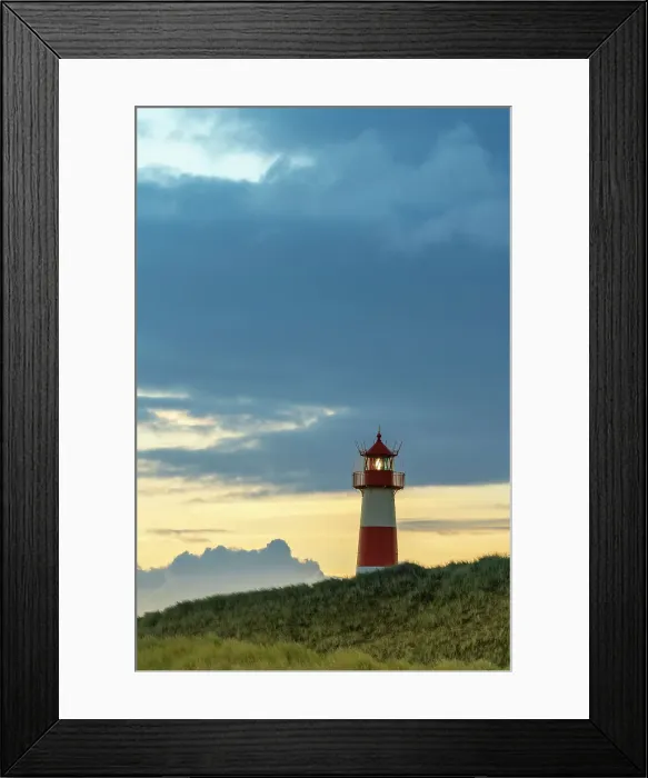 Framed Print : List-Ost lighthouse at dawn, Ellenbogen, Sylt, Nordfriesland, Schleswig-Holstein, Germany Framed Print : List-Ost lighthouse at dawn, Ellenbogen, Sylt, Nordfriesland, Schleswig-Holstein, Germany