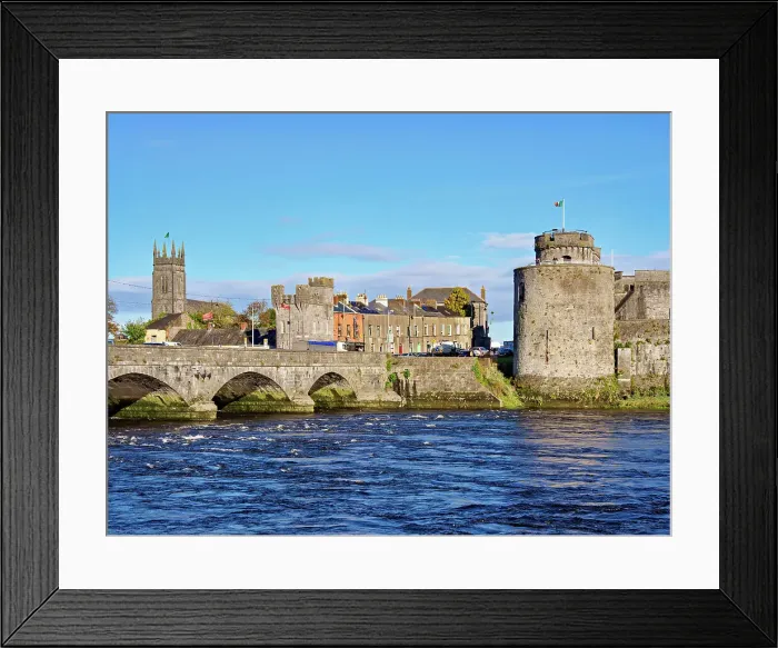 Framed Print : Thomond Bridge and King John's Castle, Limerick, County Limerick, Ireland Framed Print : Thomond Bridge and King John's Castle, Limerick, County Limerick, Ireland