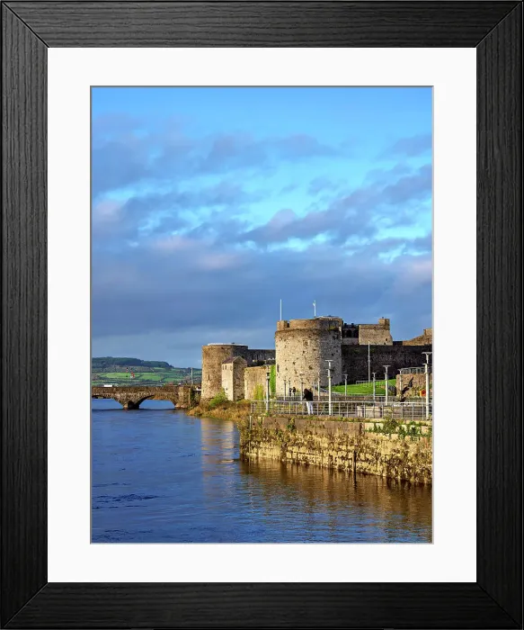 Framed Print : King John's Castle at sunset, Limerick, County Limerick, Ireland Framed Print : King John's Castle at sunset, Limerick, County Limerick, Ireland