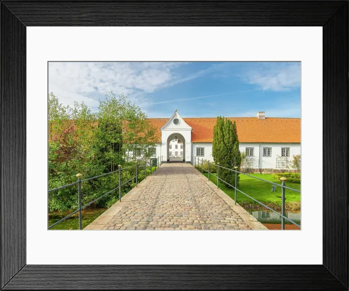 Framed Print : Schlossteichbrucke bridge leading to courtyard of Glucksburg castle, Glucksburg, Schleswig-Flensburg, Schleswig-Holstein, Germany Framed Print : Schlossteichbrucke bridge leading to courtyard of Glucksburg castle, Glucksburg, Schleswig-Flensburg, Schleswig-Holstein, Germany