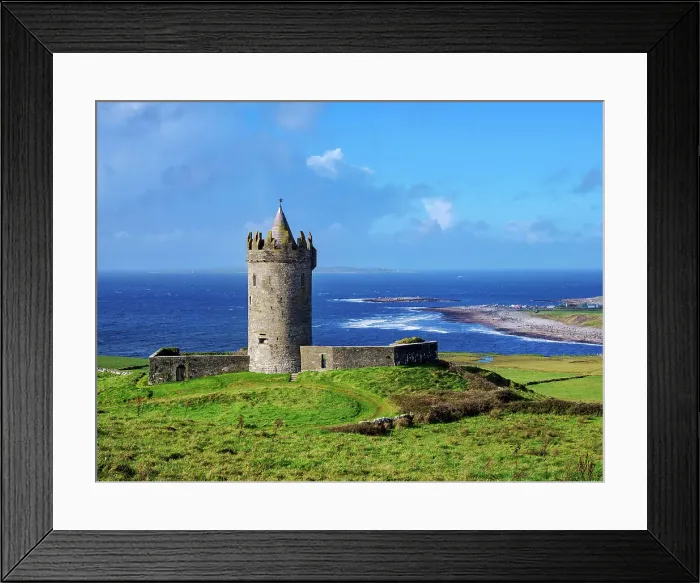 Framed Print : Doonagore Castle, Doonagore, County Clare, Ireland Framed Print : Doonagore Castle, Doonagore, County Clare, Ireland