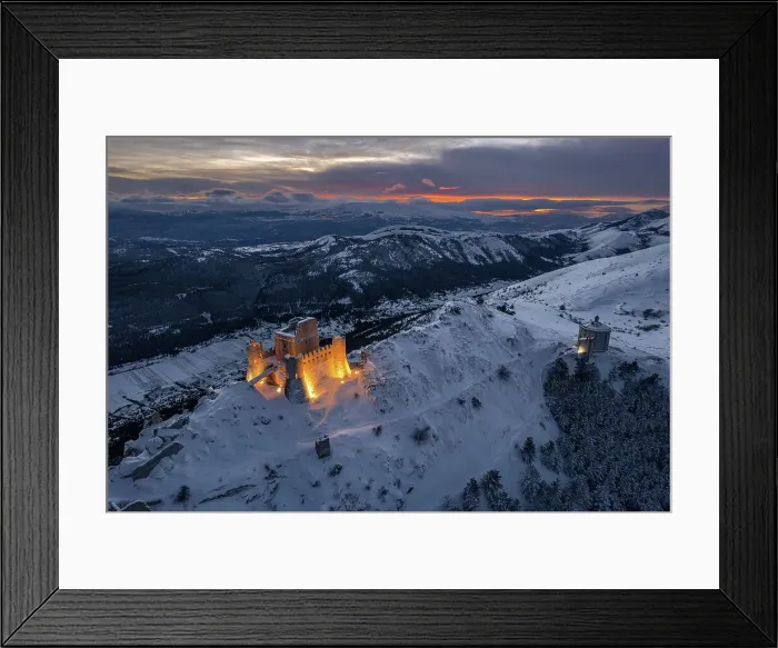 Framed Print : Castle of Rocca Calascio and the church Santa Maria della Pieta, Gran Sasso e Monti della Laga National Park, Apennines, L'Aquila province, Abruzzo region, central Italy, Italy