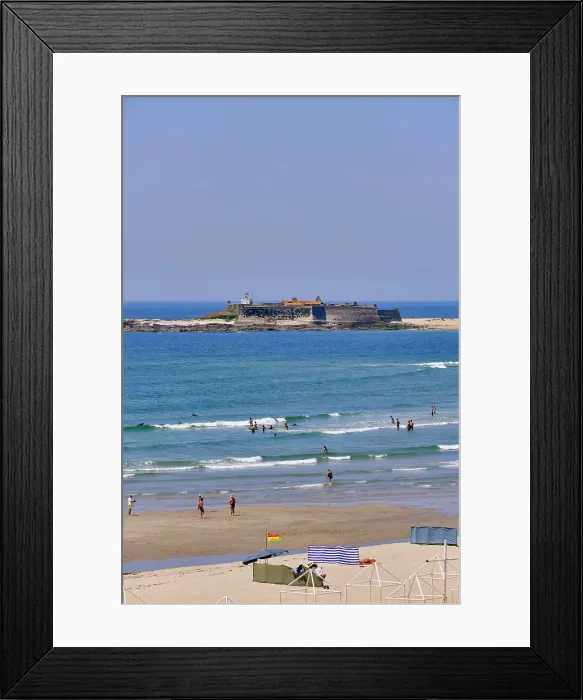 Framed Print : Moledo do Minho beach. In the background the Insua fortress, dating back to the 17th century. Caminha, Portugal Framed Print : Moledo do Minho beach. In the background the Insua fortress, dating back to the 17th century. Caminha, Portugal
