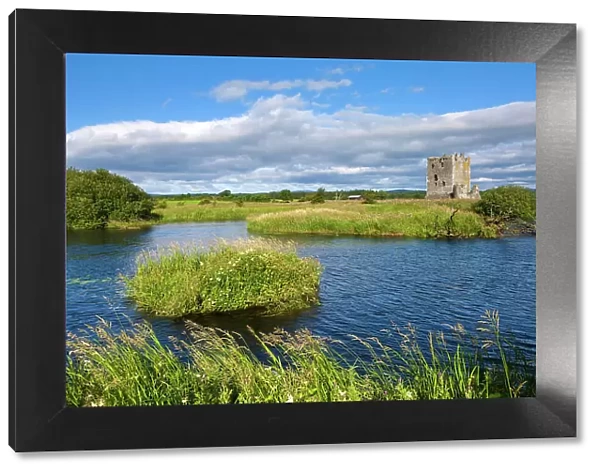 Scotland, Dumfries and Galloway, Threave Castle, River Dee