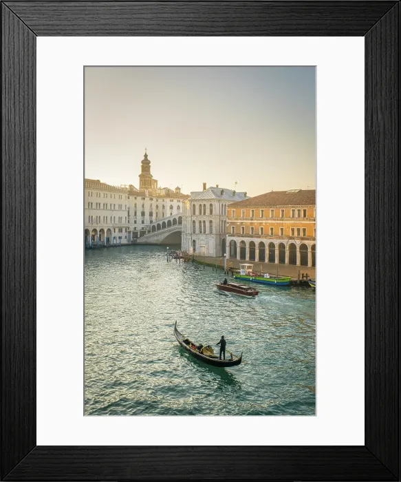 Framed Print : Rialto Bridge, Grand Canal, Venice, Veneto, Italy Framed Print : Rialto Bridge, Grand Canal, Venice, Veneto, Italy