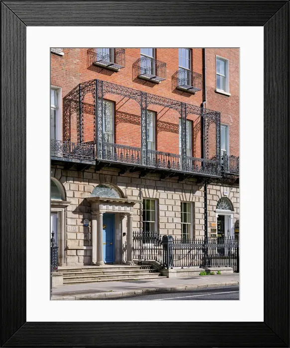 Framed Print : Terraced House at Merrion Square, Dublin, Ireland Framed Print : Terraced House at Merrion Square, Dublin, Ireland