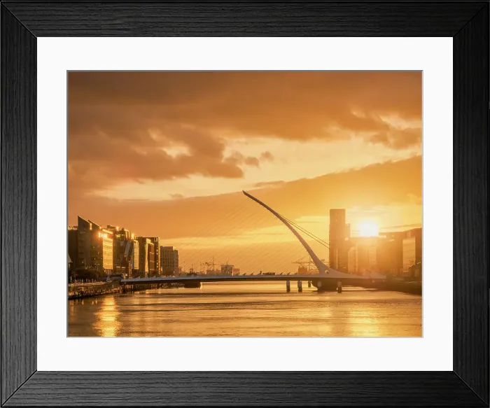 Framed Print : River Liffey and Samuel Beckett Bridge at sunrise, Dublin, Ireland Framed Print : River Liffey and Samuel Beckett Bridge at sunrise, Dublin, Ireland