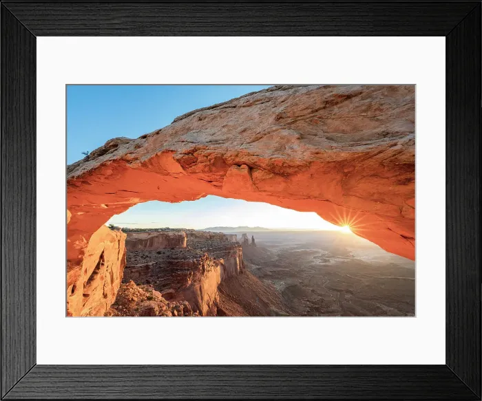 Framed Print : Mesa Arch at Sunrise, Canyonlands National Park, Utah, USA Framed Print : Mesa Arch at Sunrise, Canyonlands National Park, Utah, USA