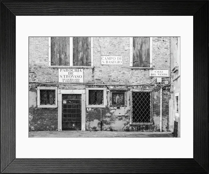 Framed Print : Facade of building in Dorsoduro, Venice, Veneto, Italy Framed Print : Facade of building in Dorsoduro, Venice, Veneto, Italy