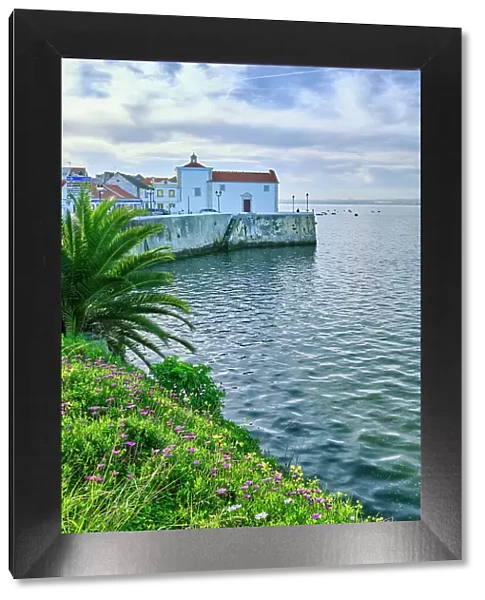 The traditional fishing village of Alcochete, spreading along the river Tagus and facing Lisbon, on the other bank of the Tagus river. Portugal