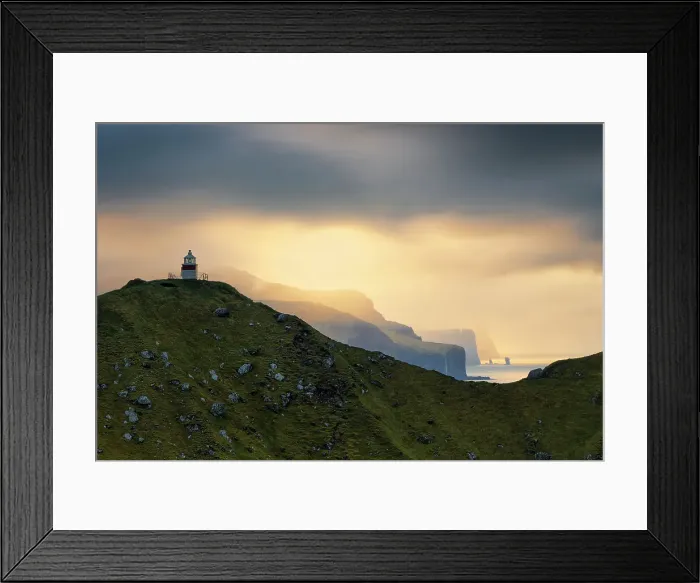 Framed Print : Risin og Kellingin during an autumn sunset, with the Kallur lighthouse in foreground, Eysturoy, Faroe Islands, Denmark Framed Print : Risin og Kellingin during an autumn sunset, with the Kallur lighthouse in foreground, Eysturoy, Faroe Islands, Denmark
