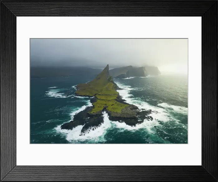 Framed Print : Tindholmur islands during an autumn day, Sorvagur, Faroe Island