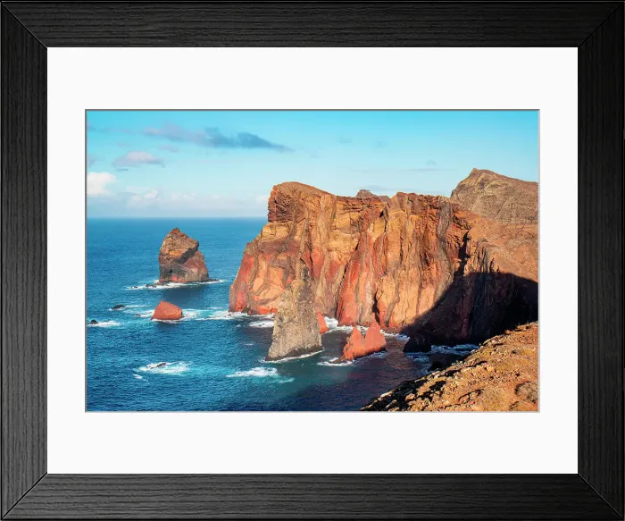 Framed Print : Seascape of the high cliff Of Miradouro do San Lourenco in the East coast of Madeira Island, Portugal Framed Print : Seascape of the high cliff Of Miradouro do San Lourenco in the East coast of Madeira Island, Portugal
