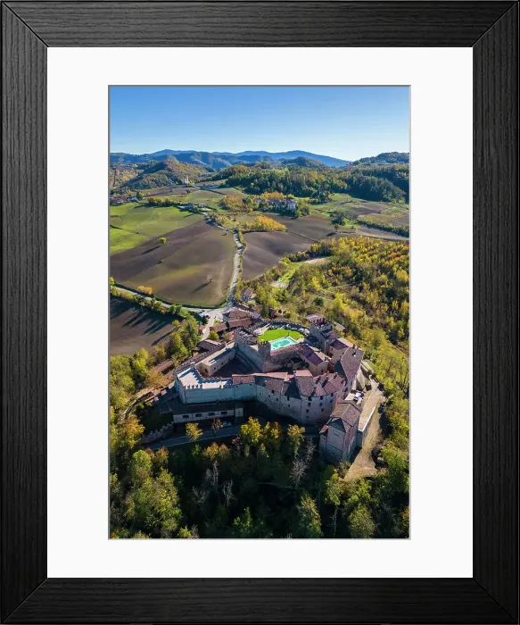 Framed Print : Montesegale castle in autumn. Oltrepo Pavese, Province of Pavia, Lombardy, Italy Framed Print : Montesegale castle in autumn. Oltrepo Pavese, Province of Pavia, Lombardy, Italy