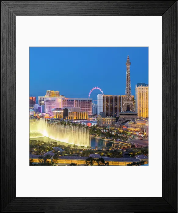 Framed Print : Fountain at the Bellagio & Paris Las Vegas resort, The Strip, Las Vegas, Nevada, USA Framed Print : Fountain at the Bellagio & Paris Las Vegas resort, The Strip, Las Vegas, Nevada, USA