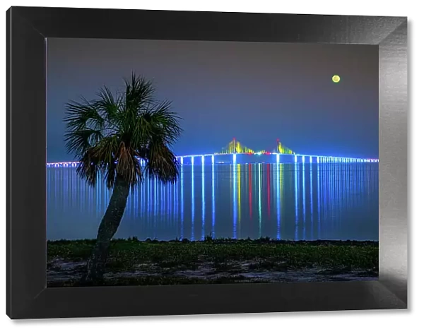 Florida, Saint Petersburg, Fort De Soto Park, Sunshine Skyway Bridge, Gulf Of Mexico, Full Moon