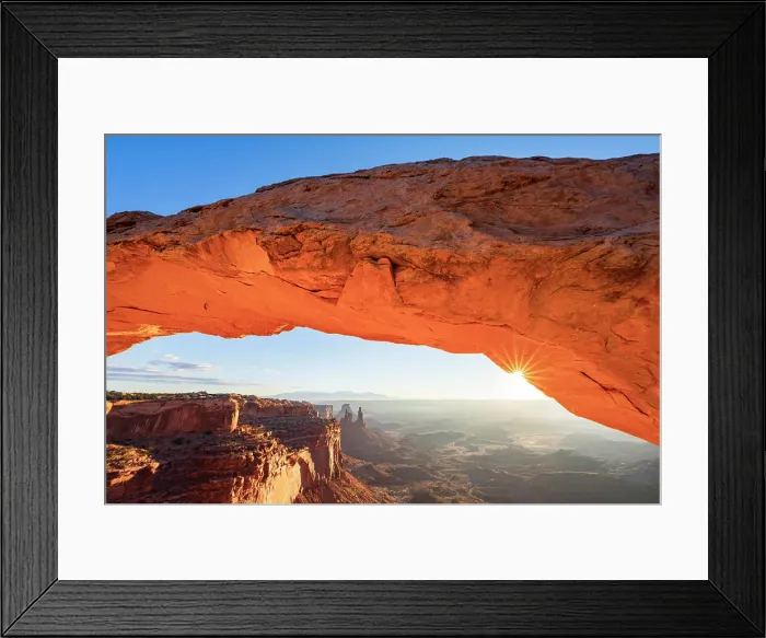 Framed Print : Mesa Arch at Sunrise, Canyonlands National Park, Utah, USA Framed Print : Mesa Arch at Sunrise, Canyonlands National Park, Utah, USA