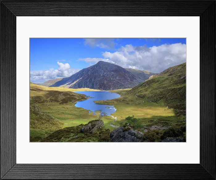 Framed Print : Pen Yr Ole Wen and Llyn Idwal, Snowdonia, Wales, UK Framed Print : Pen Yr Ole Wen and Llyn Idwal, Snowdonia, Wales, UK