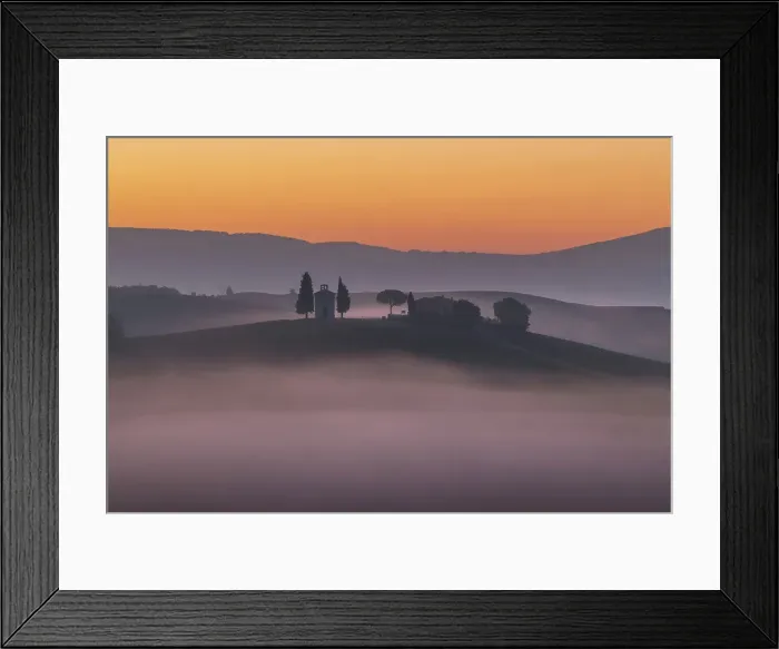 Framed Print : The iconic Chapel of Madonna di Vitaleta appearing through the thick layer of fog. Val d'Orcia, Tuscany, Italy Framed Print : The iconic Chapel of Madonna di Vitaleta appearing through the thick layer of fog. Val d'Orcia, Tuscany, Italy