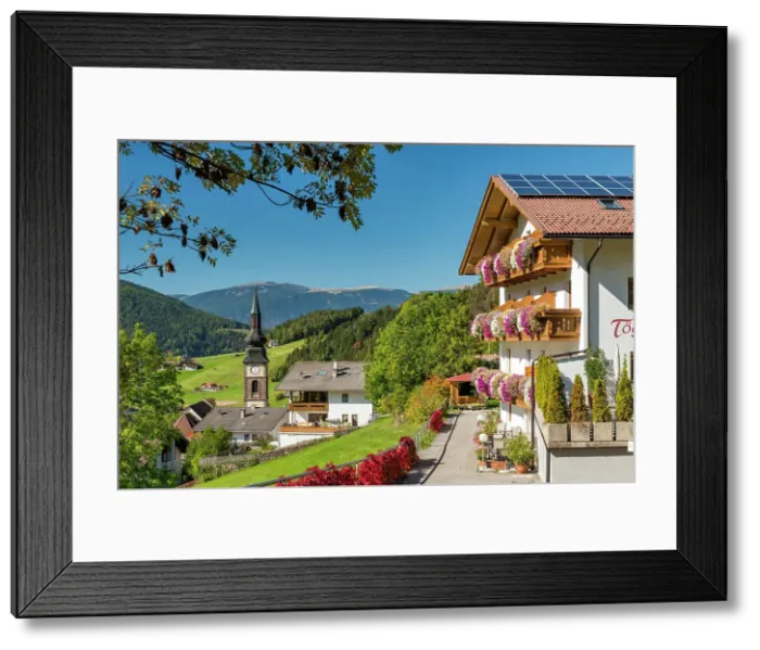 Framed Print : St. Peter, Val di Funes, South Tyrol, Dolomites, Italy