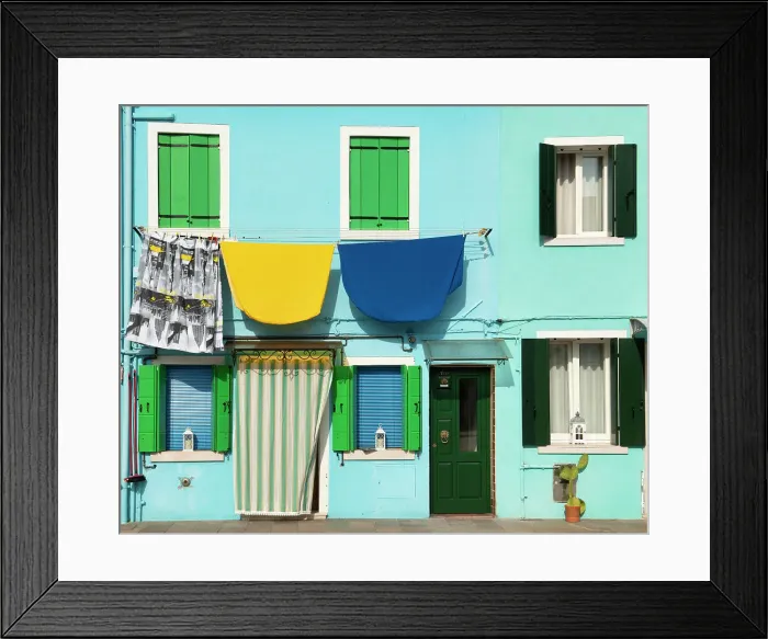 Framed Print : Colourful Building, Burano, Venice, Italy Framed Print : Colourful Building, Burano, Venice, Italy