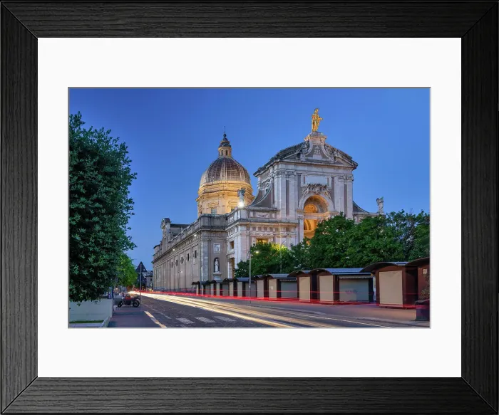 Framed Print : Basilica di Santa Maria degli Angeli at Night, Assisi, Umbria, Italy