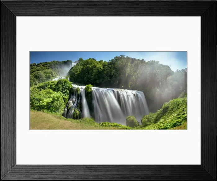 Framed Print : Marmore Falls (Cascata delle Marmore), Terni, Umbria, Italy Framed Print : Marmore Falls (Cascata delle Marmore), Terni, Umbria, Italy