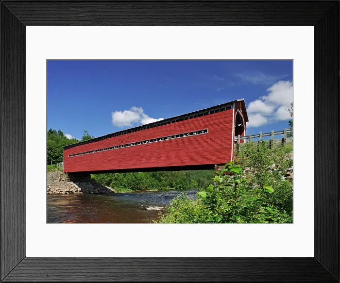 Framed Print : Pont couvert Louis-Gravel on Riviere Ste Marguerite Sacre-Coeur, Quebec, Canada Framed Print : Pont couvert Louis-Gravel on Riviere Ste Marguerite Sacre-Coeur, Quebec, Canada