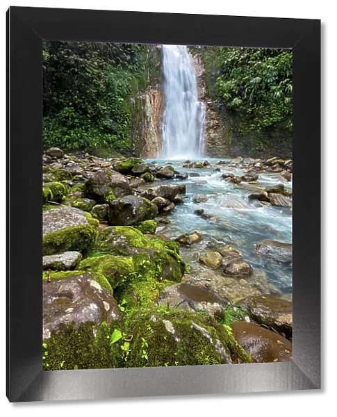 Costa Rica, Las Gemelas waterfall