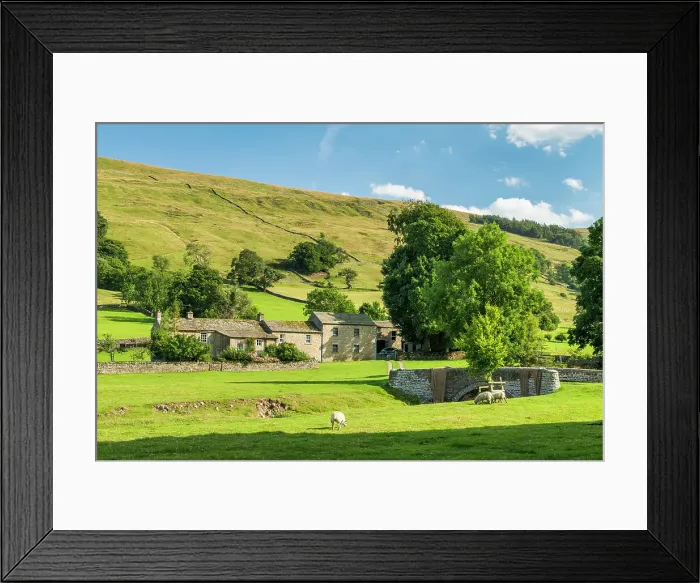 Framed Print : Farm in Nidderdale, Yorkshire, England