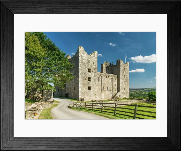 Framed Print : Castle Bolton, Wensleydale, North Yorkshire, England Framed Print : Castle Bolton, Wensleydale, North Yorkshire, England