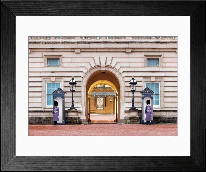 Framed Print : Guards at Buckingham Palace, London, England, United Kingdom Framed Print : Guards at Buckingham Palace, London, England, United Kingdom