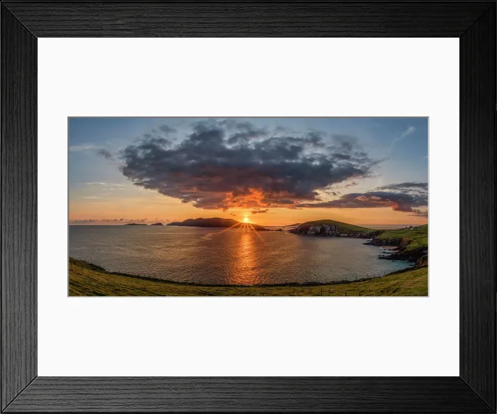 Framed Print : Sunset over the Blasket Islands, Coumeenoole, Dingle Peninsula, Co. Kerry, Ireland Framed Print : Sunset over the Blasket Islands, Coumeenoole, Dingle Peninsula, Co. Kerry, Ireland